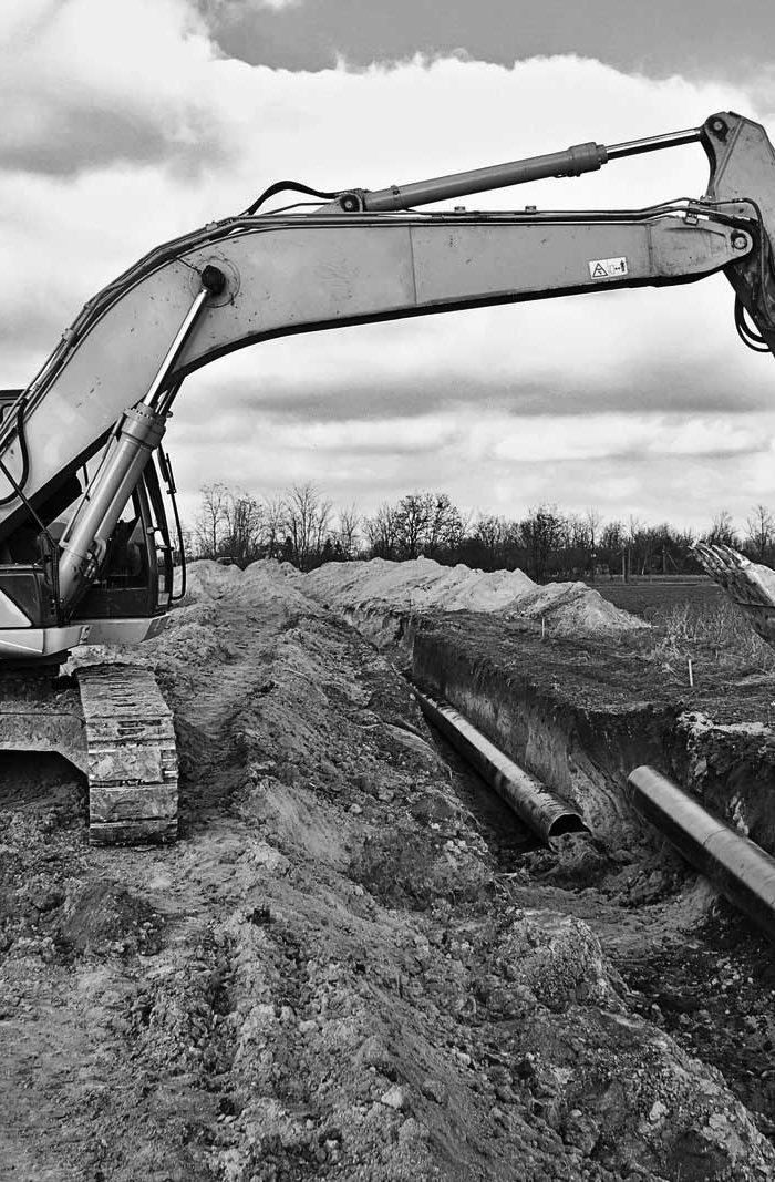 civils---NQF4-supervision---pipe-12959568_B&W civils---NQF4-supervision---pipe-12959568_B&W