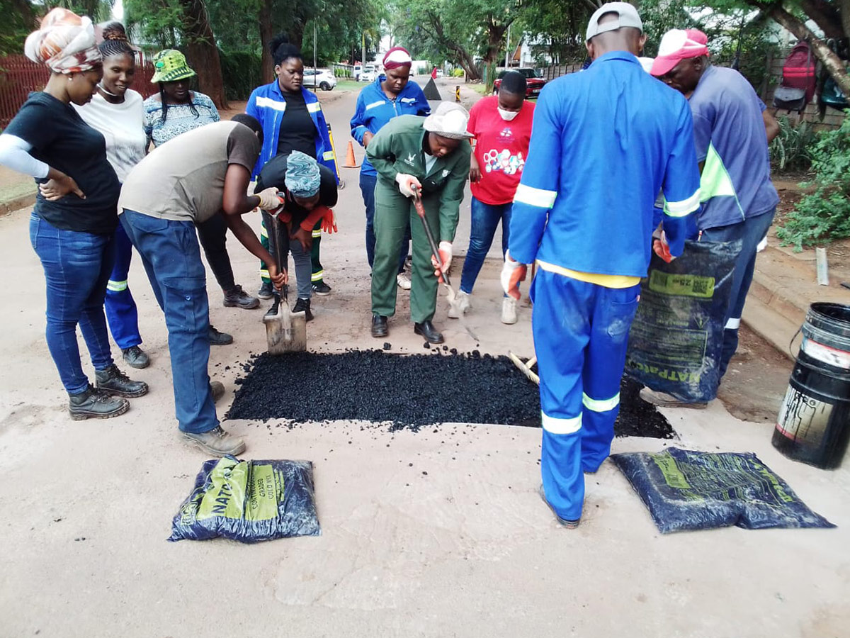 Road repair - Image 3