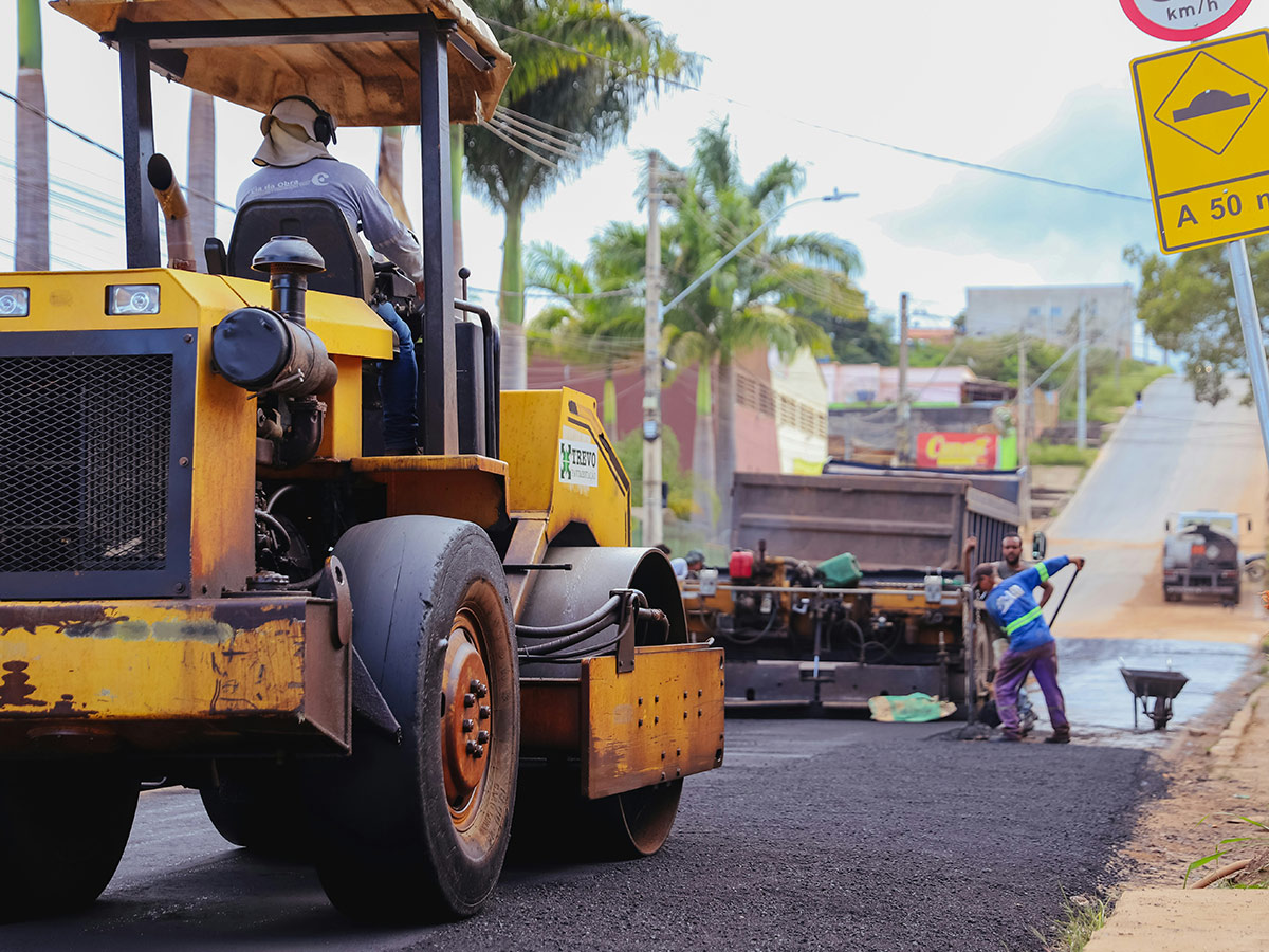 Civils road construction constructor